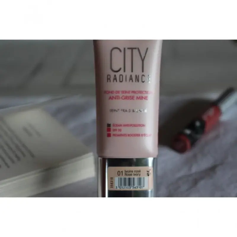 Bourjois City Radiance Foundation - 01 Rose Ivory
